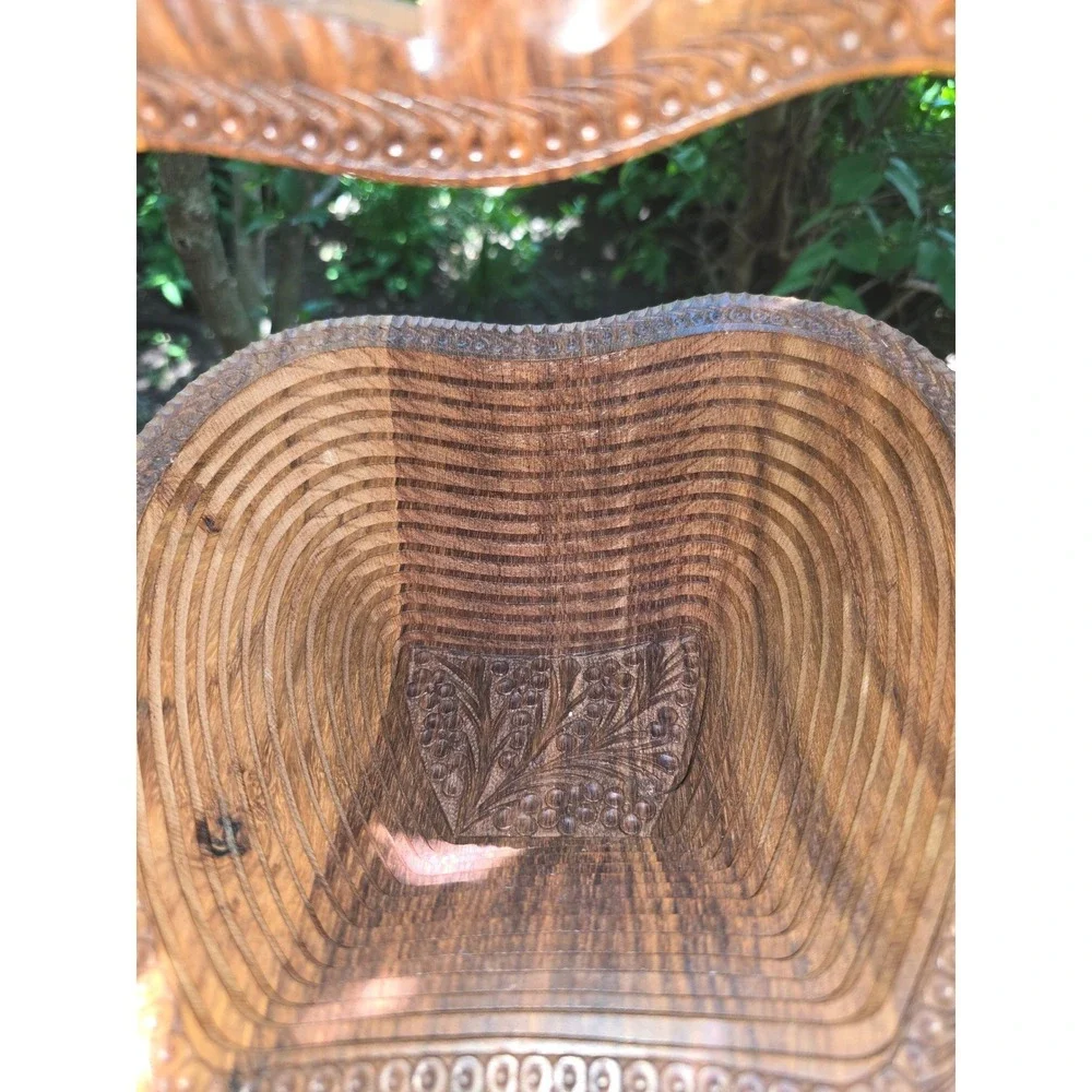 Vintage‎ Hand-Carved Collapsible Wooden Apple Fruit Basket & Trivet